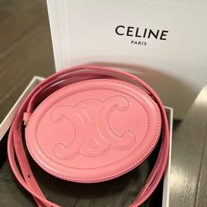 CROSSBODY OVAL PURSE CUIR TRIOMPHE